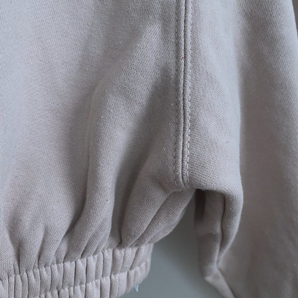 ZARA - Pale pink cropped sweatshirt - Picture 5 of 10